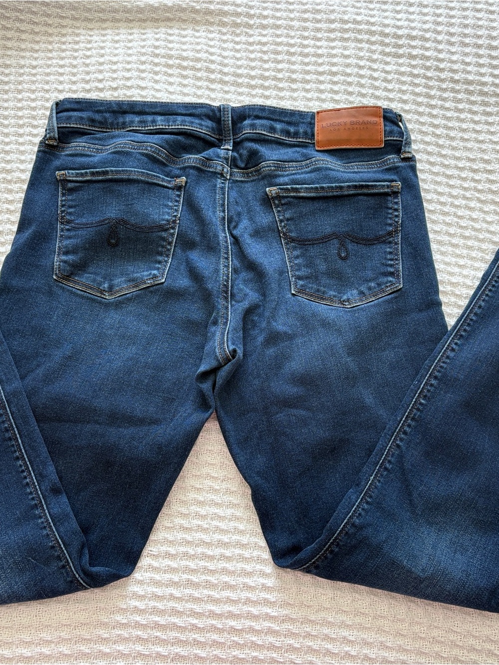Lucky Brand Women's Skinny Jeans in Indigo Blue